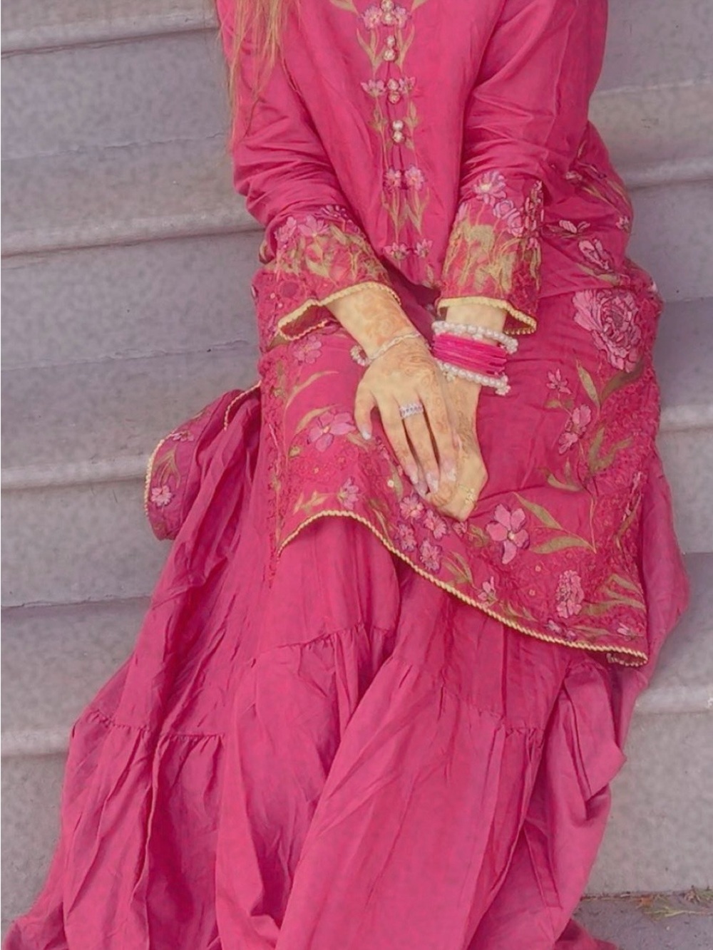Womens Embroidered Maroon Floral Dress Pakistani brand new 3 piece
